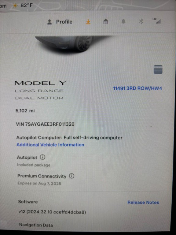 2024 Tesla Model Y Image 12