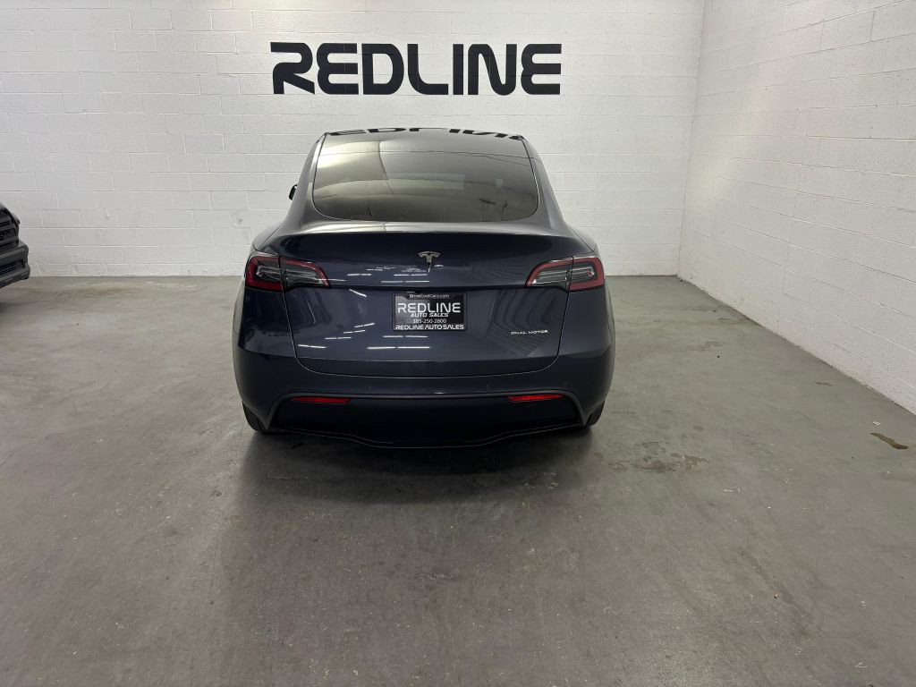 2022 Tesla Model Y Image 8