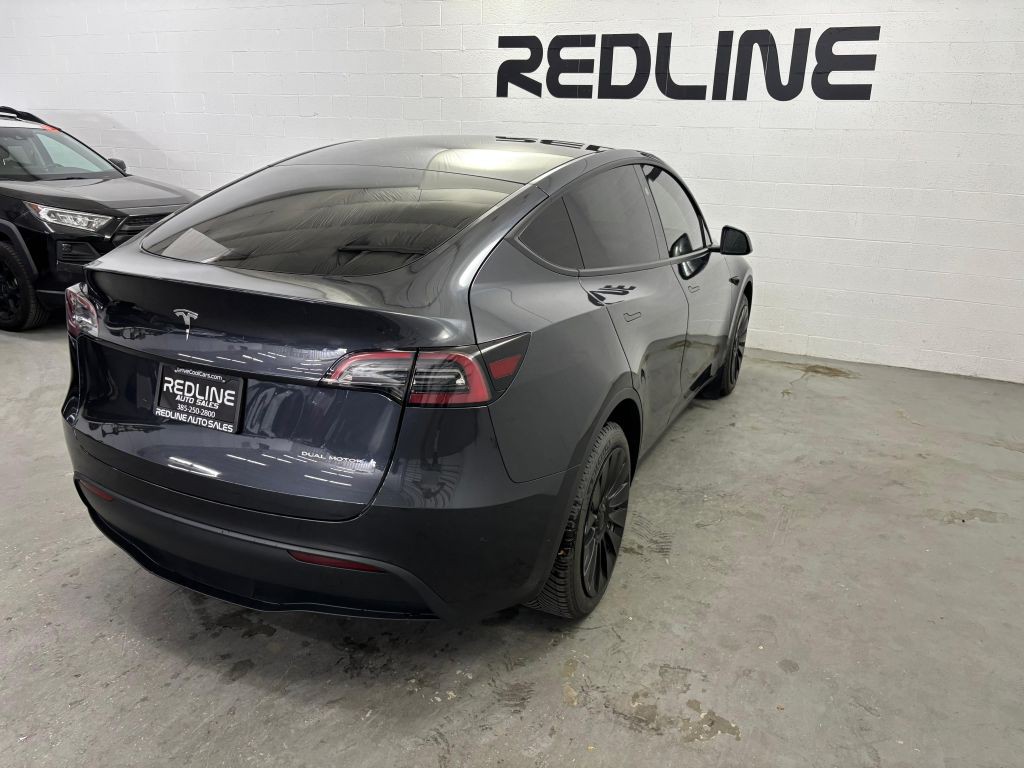 2023 Tesla Model Y Image 9