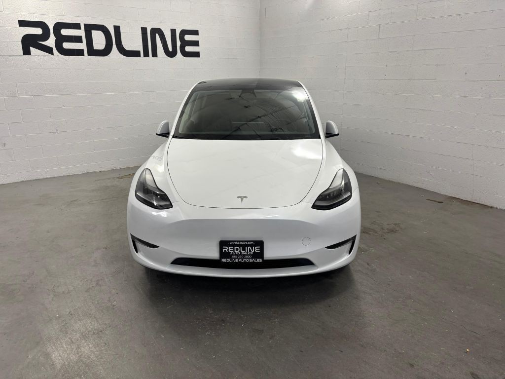 2023 Tesla Model Y Image 2
