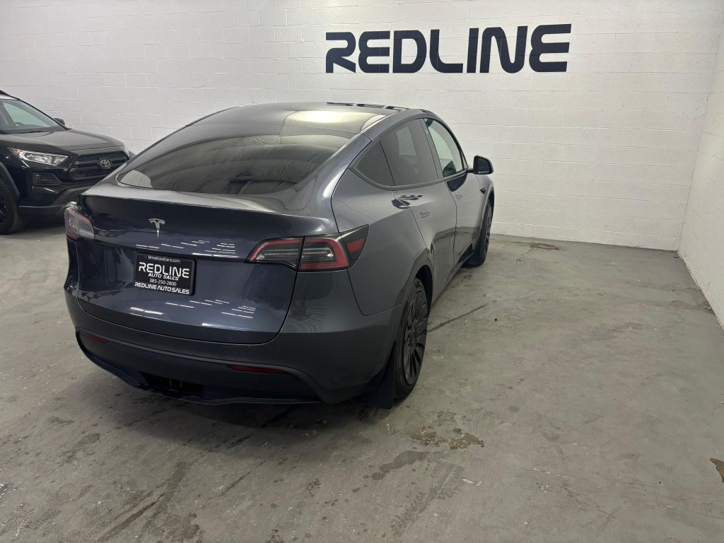 2023 Tesla Model Y Image 11