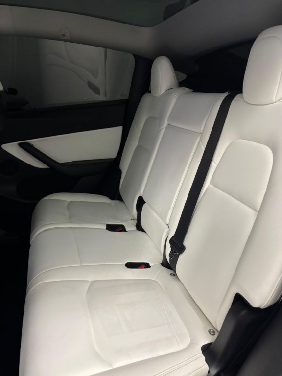 2021 Tesla Model Y Image 6
