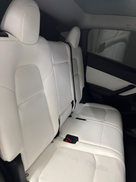 2021 Tesla Model Y Image 7