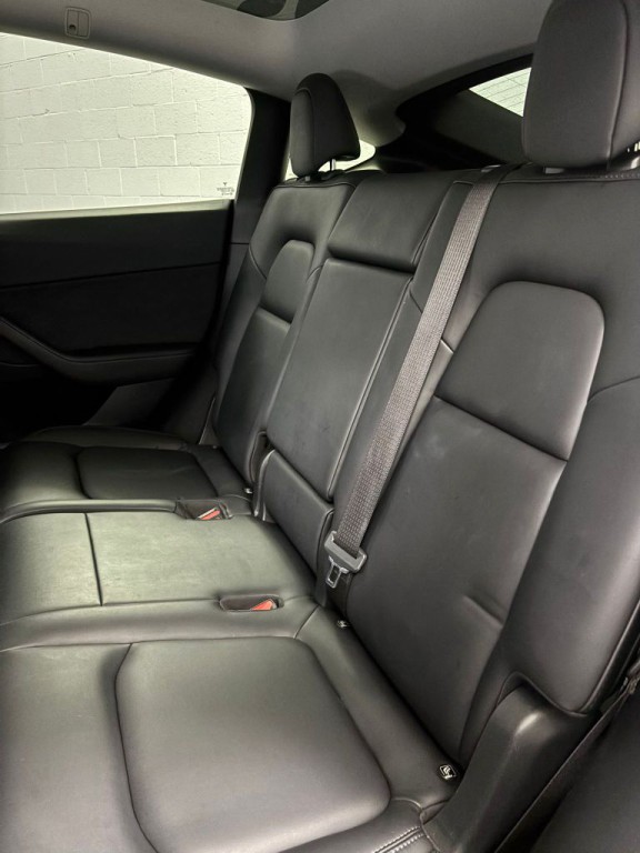 2023 Tesla Model Y Image 6