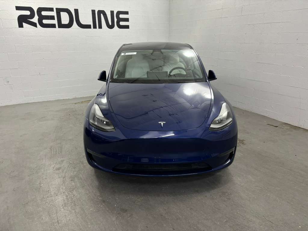 2023 Tesla Model Y Image 2