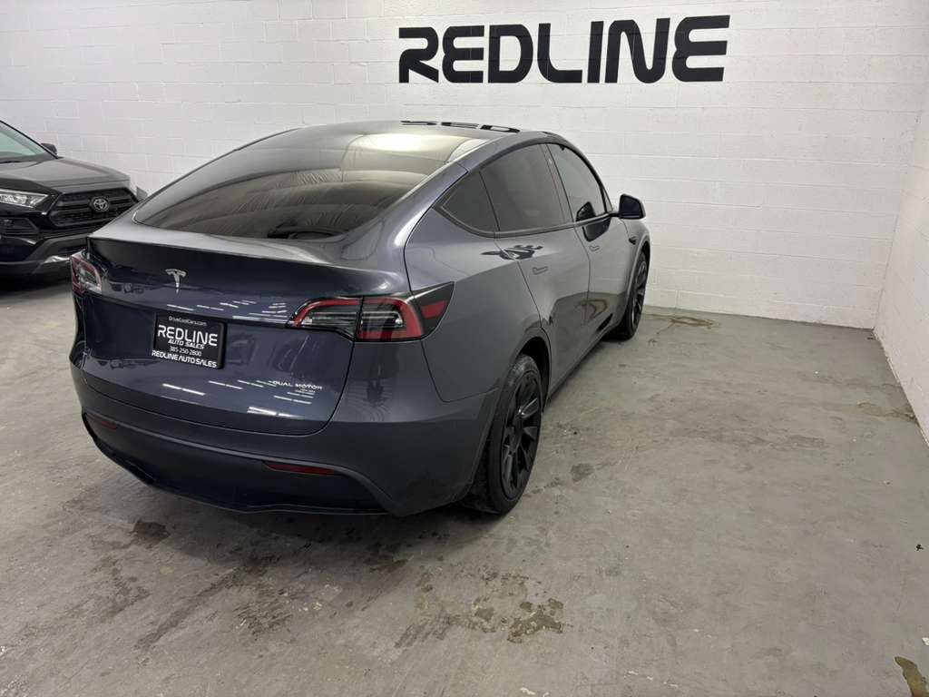 2023 Tesla Model Y Image 11