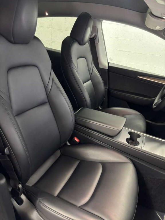 2023 Tesla Model Y Image 5