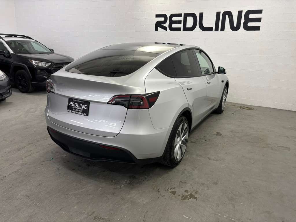2020 Tesla Model Y Image 10