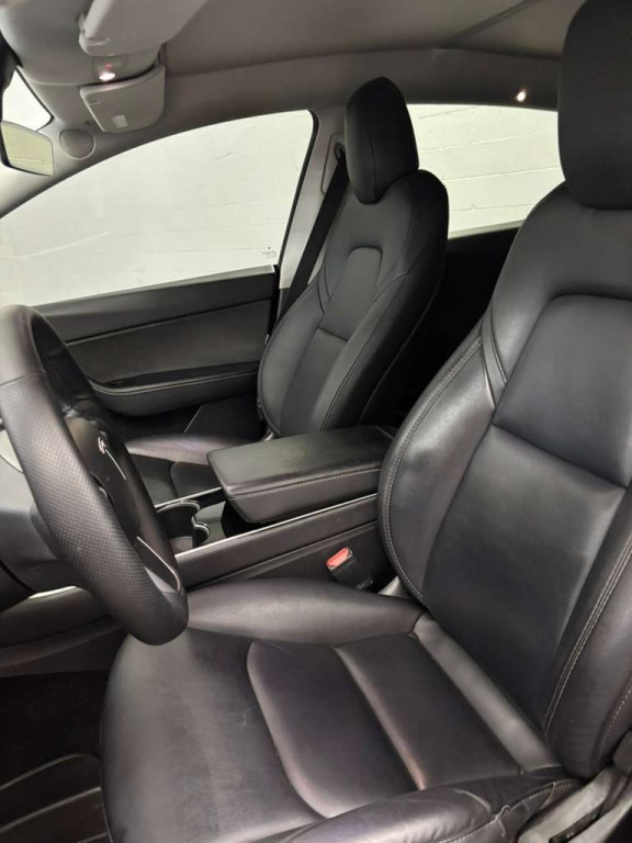 2020 Tesla Model Y Image 4