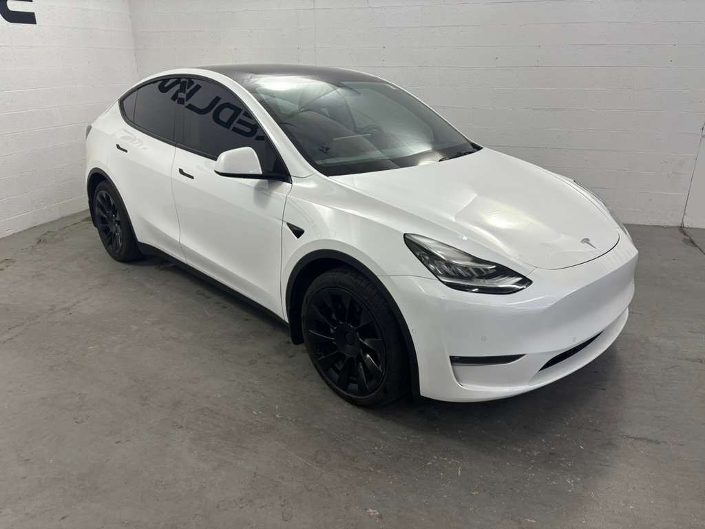 2021 Tesla Model Y Image 3