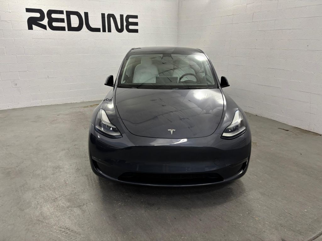 2023 Tesla Model Y Image 2