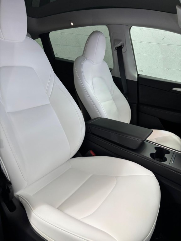 2023 Tesla Model Y Image 6