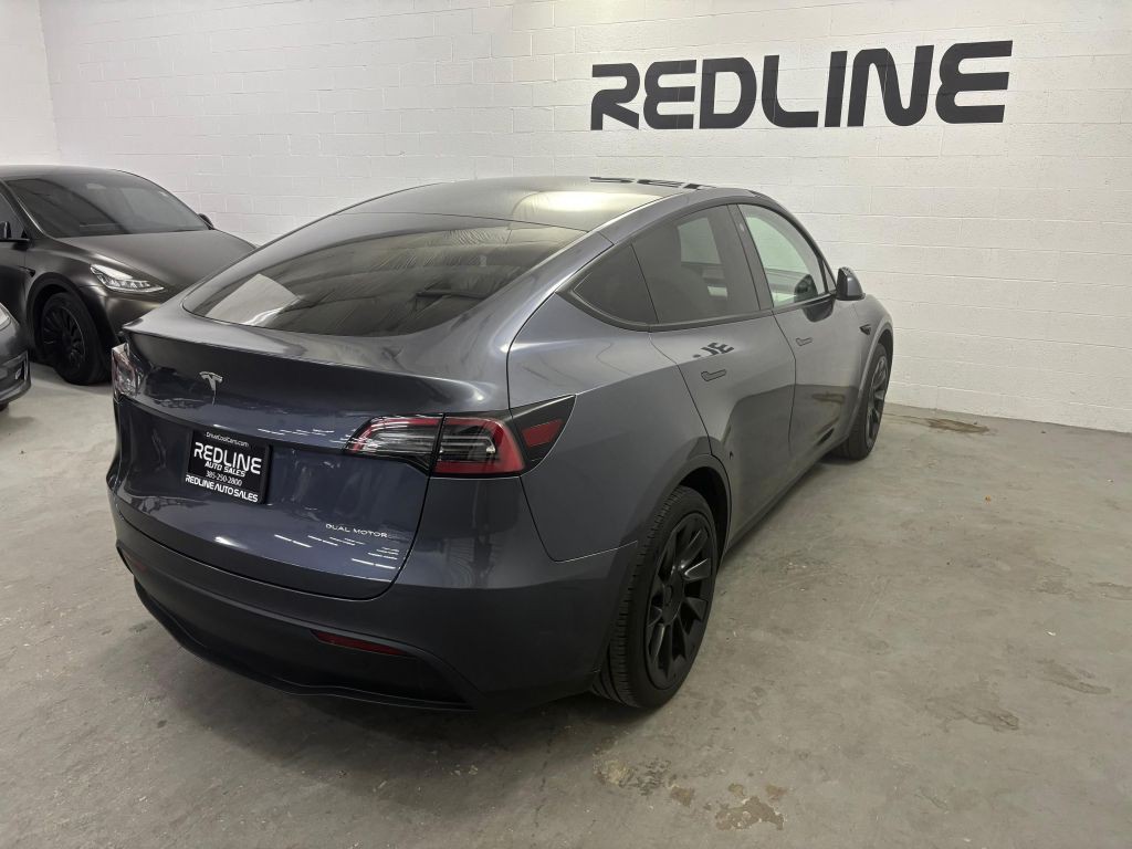 2023 Tesla Model Y Image 11