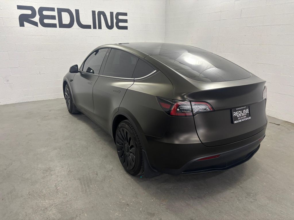 2023 Tesla Model Y Image 9