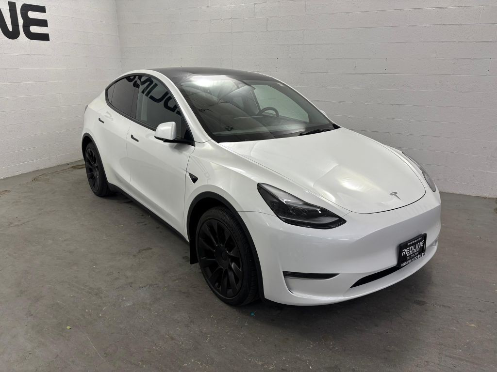 2023 Tesla Model Y Image 3