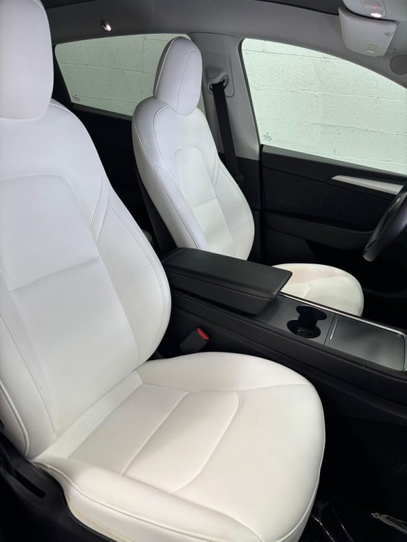 2023 Tesla Model Y Image 5