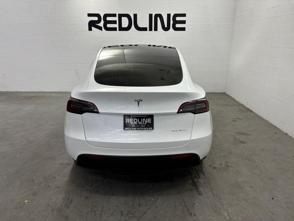 2023 Tesla Model Y Image 8