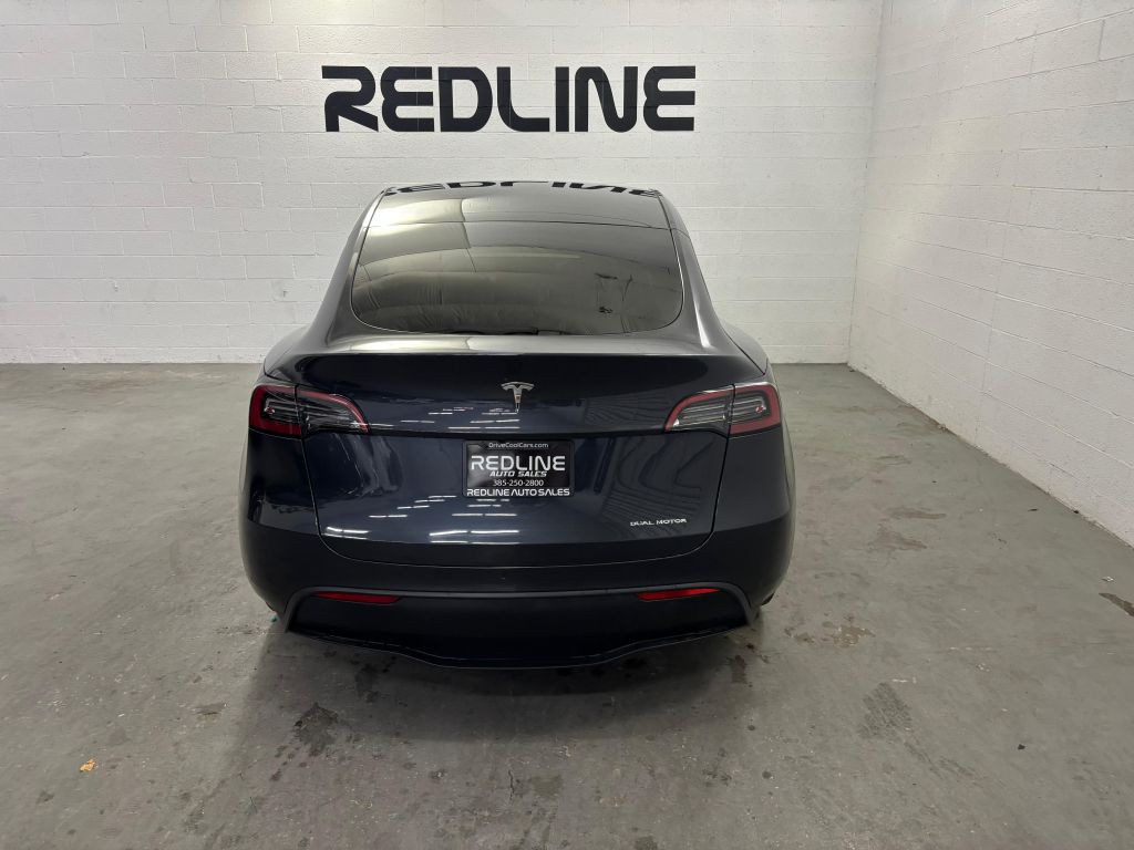 2024 Tesla Model Y Image 9
