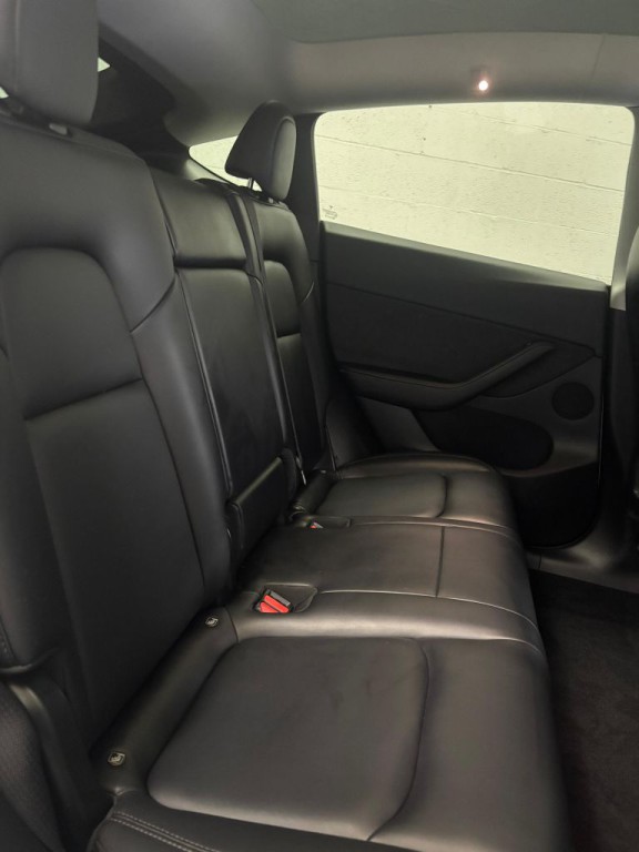 2021 Tesla Model Y Image 7