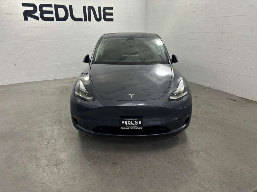 2023 Tesla Model Y Image 2