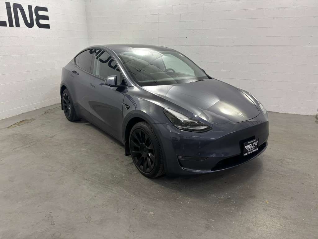 2023 Tesla Model Y Image 3