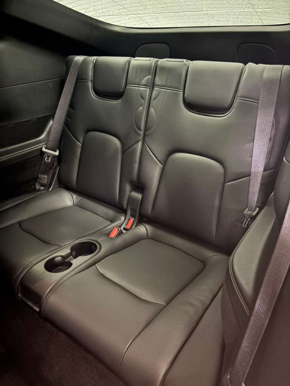 2023 Tesla Model Y Image 8