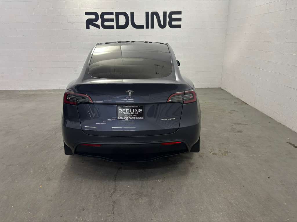 2023 Tesla Model Y Image 9