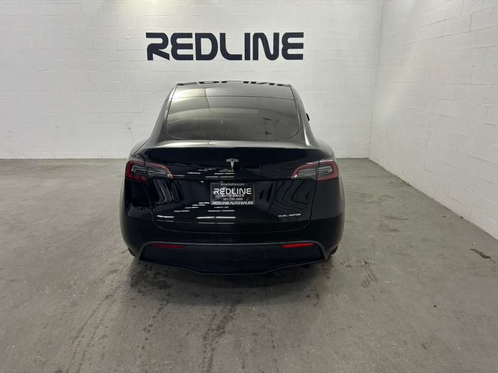 2023 Tesla Model Y Image 9