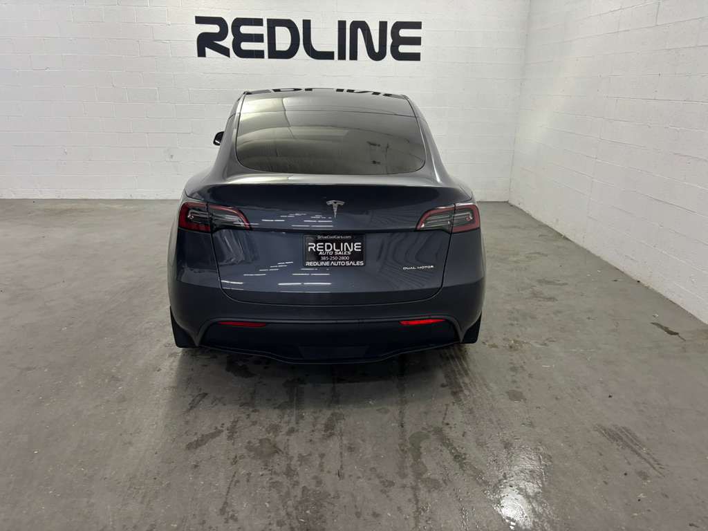 2023 Tesla Model Y Image 9