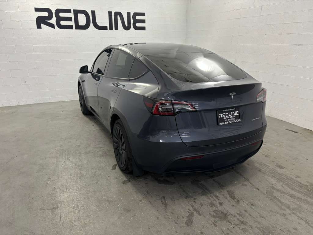 2023 Tesla Model Y Image 11