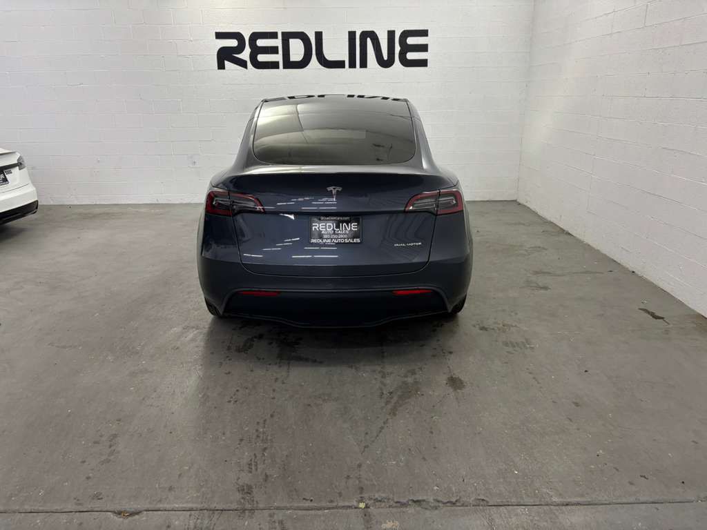 2023 Tesla Model Y Image 9