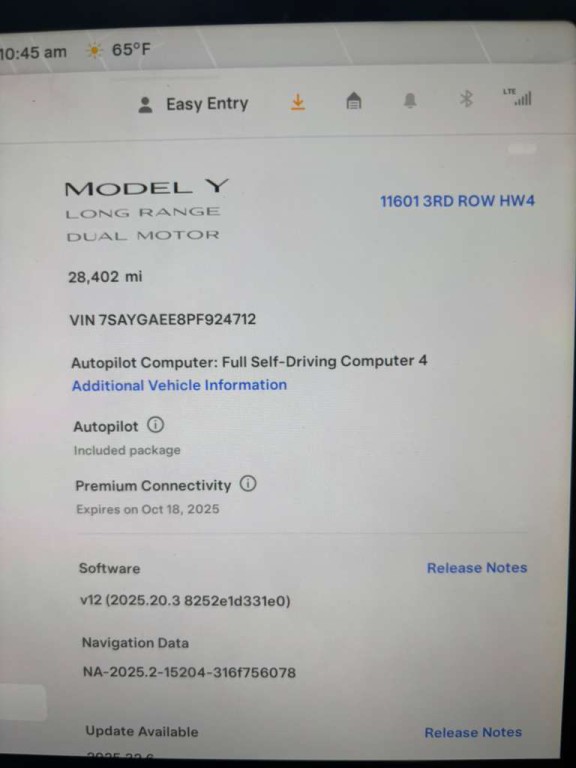 2023 Tesla Model Y Image 12