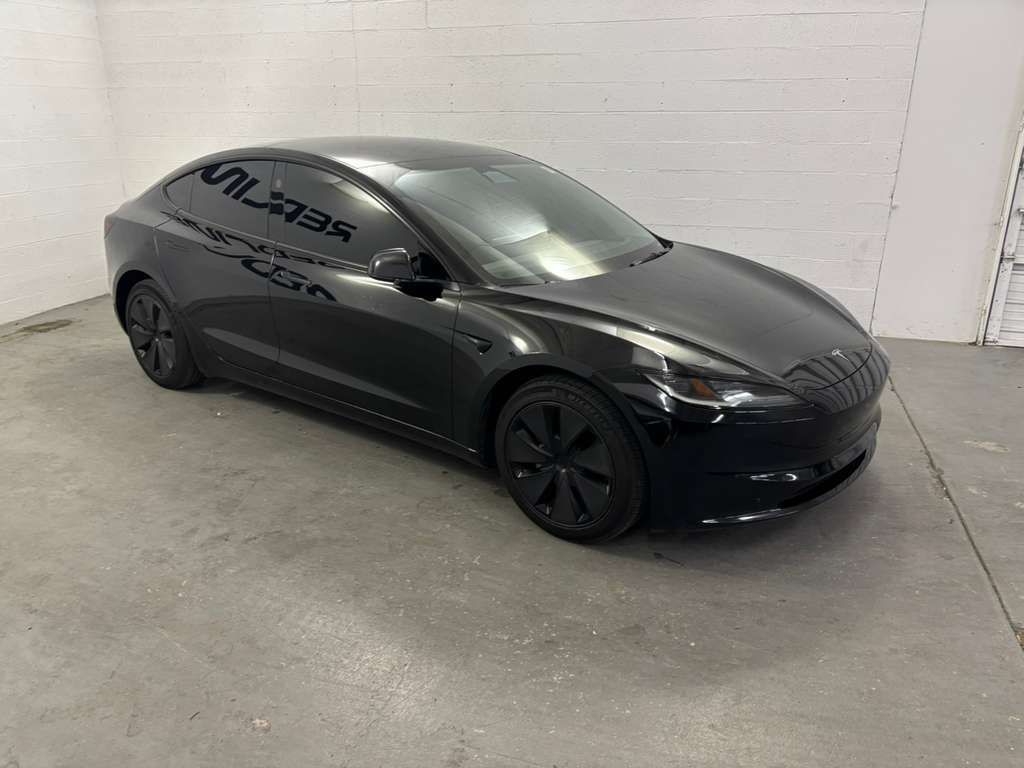 2024 Tesla Model 3 Image 3