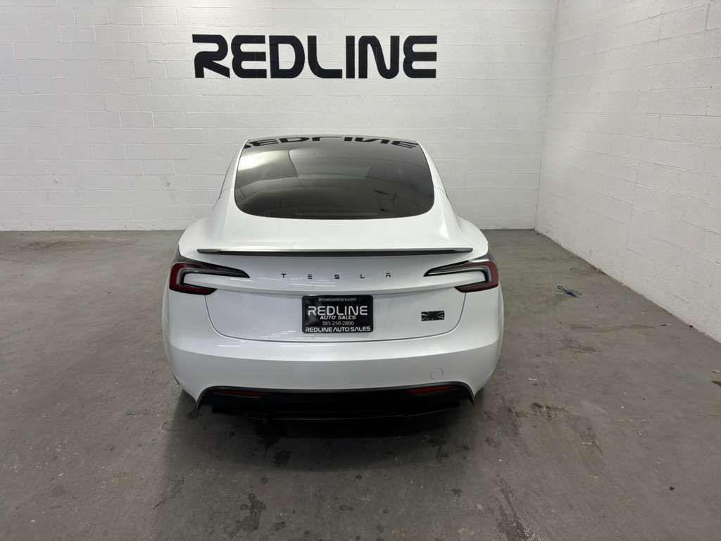 2024 Tesla Model 3 Image 8