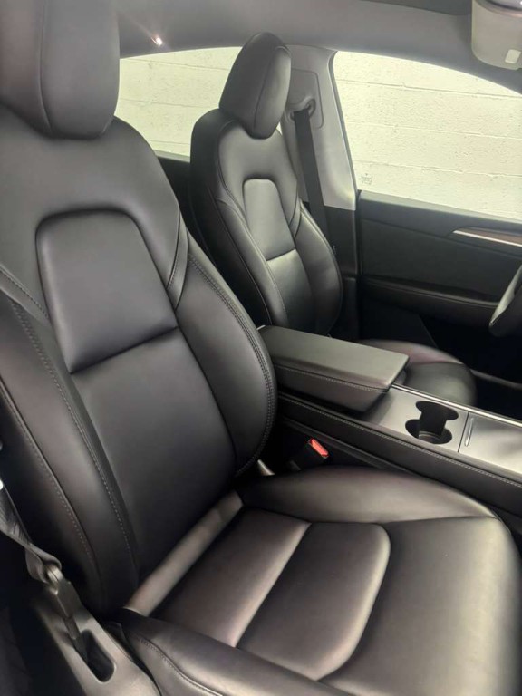 2023 Tesla Model Y Image 5