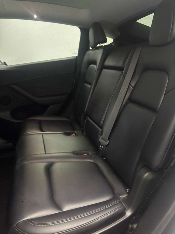 2023 Tesla Model Y Image 6