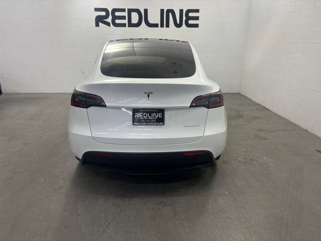 2023 Tesla Model Y Image 9
