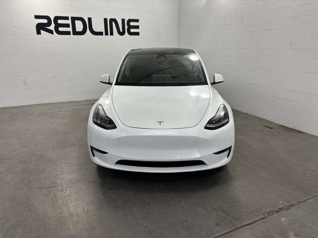 2024 Tesla Model Y Image 2