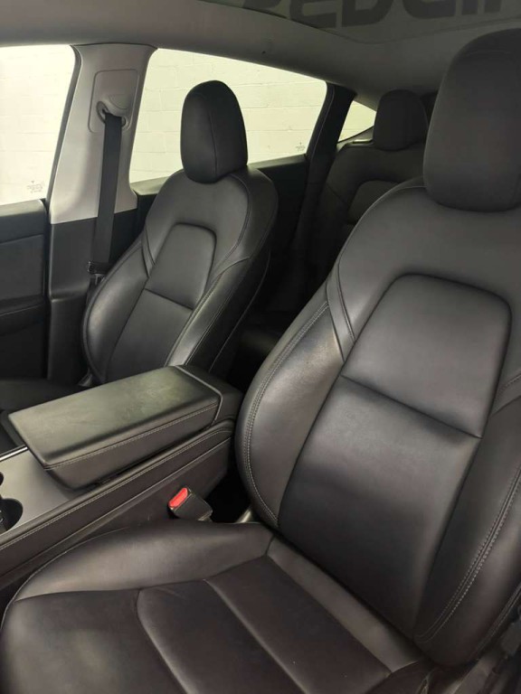 2023 Tesla Model Y Image 5