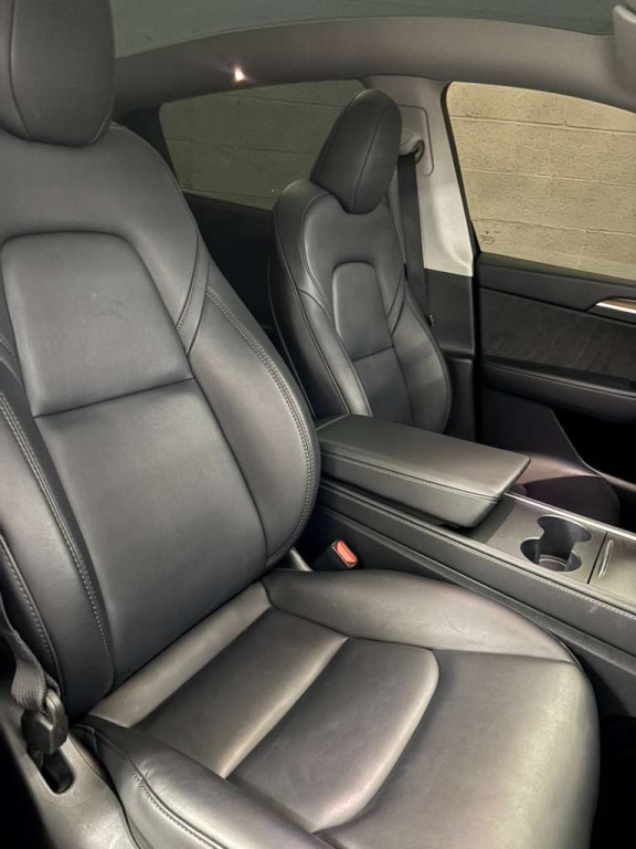 2023 Tesla Model Y Image 5