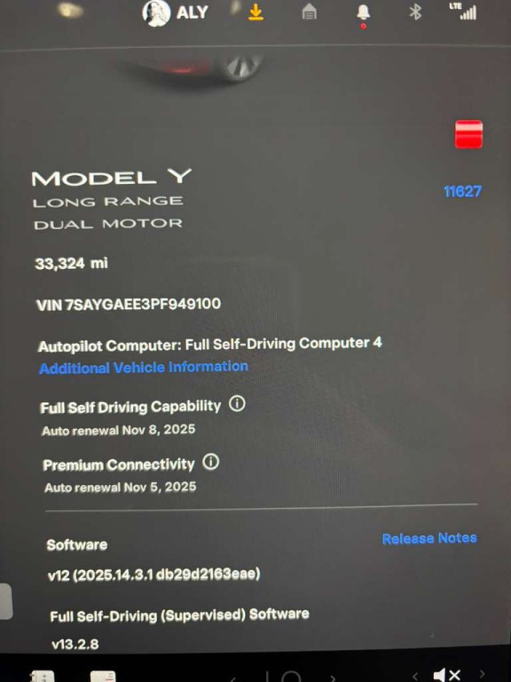 2023 Tesla Model Y Image 12