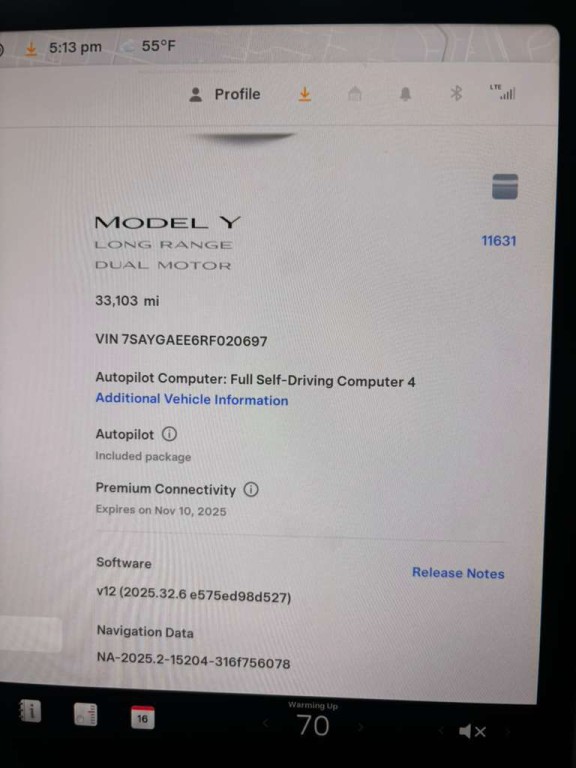 2024 Tesla Model Y Image 12