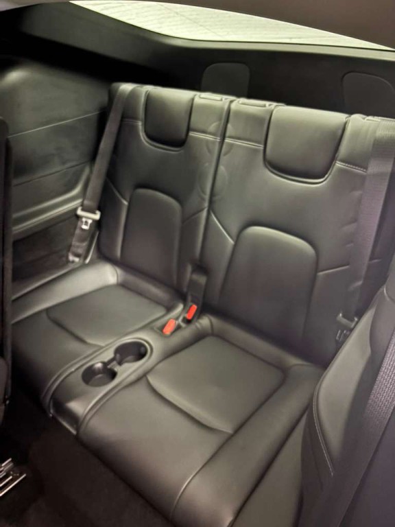 2023 Tesla Model Y Image 8
