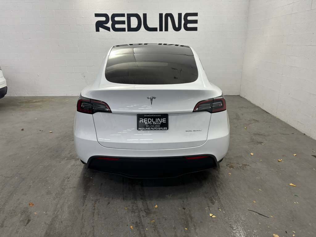 2023 Tesla Model Y Image 9