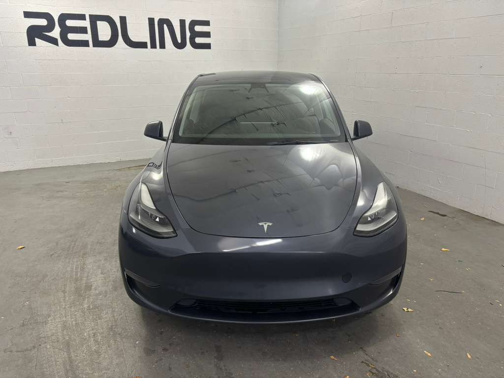 2023 Tesla Model Y Image 2