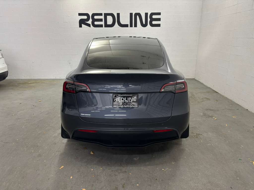 2023 Tesla Model Y Image 9