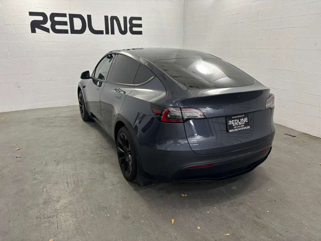 2023 Tesla Model Y Image 11