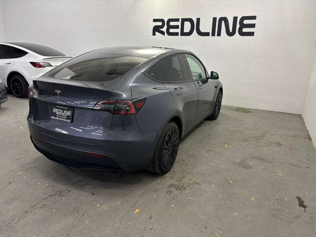 2023 Tesla Model Y Image 11