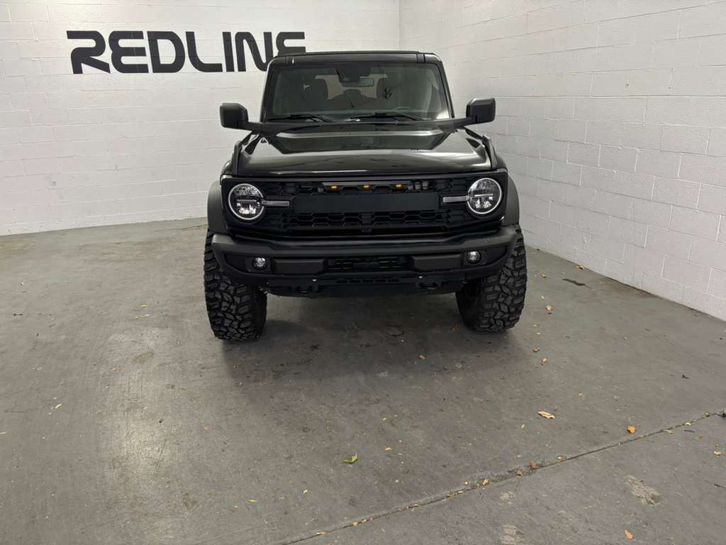 2021 Ford Bronco Image 2