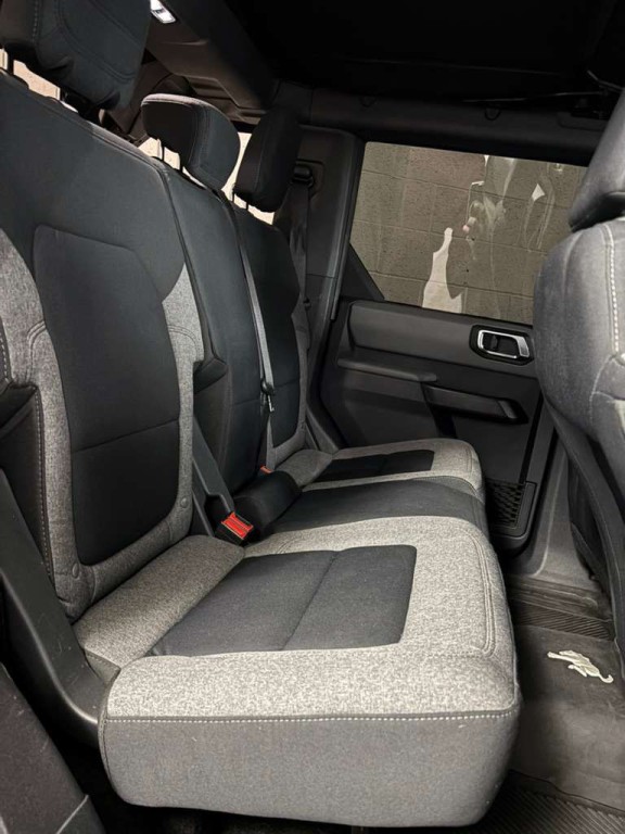 2021 Ford Bronco Image 6